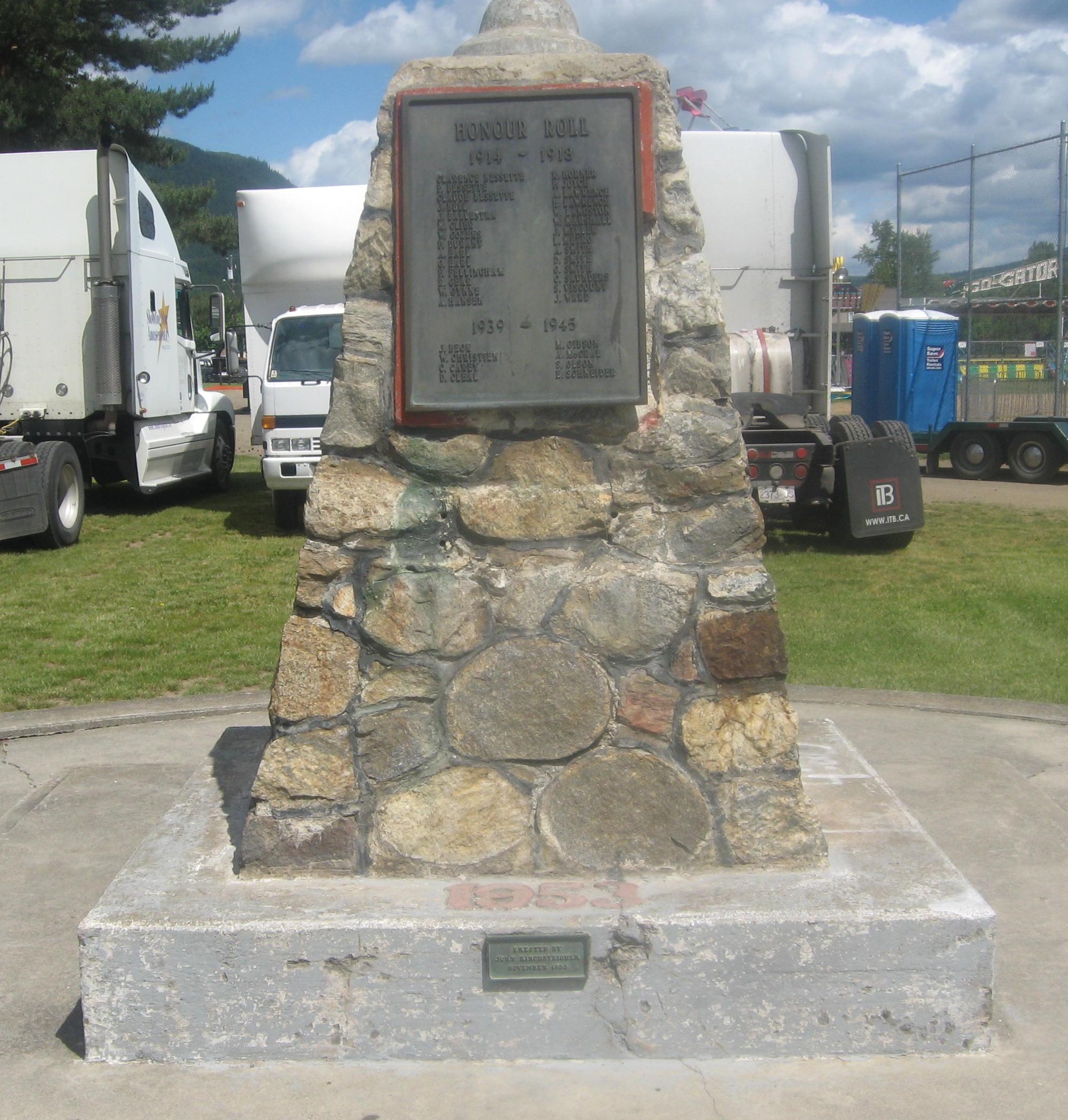 Lumby Cenotaph